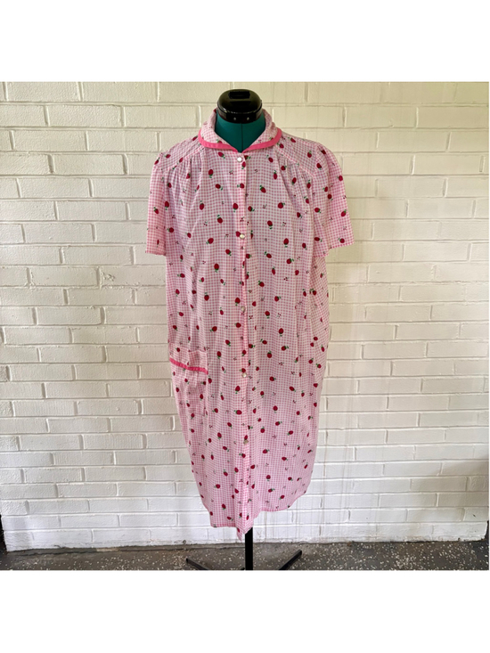 Haband Other - Vintage 70s pink strawberry print house dress